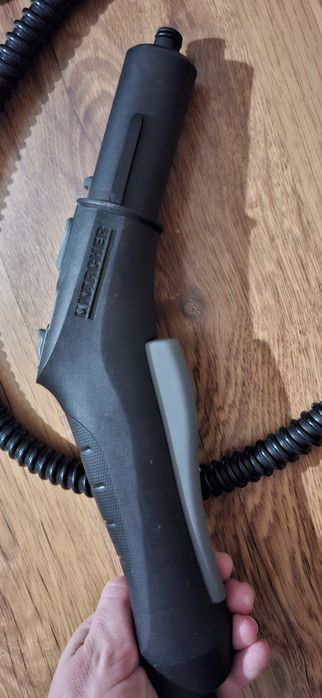 Пароочисник KARCHER  SC 4