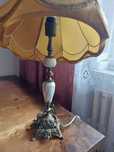 Elegancka lampka do pokoju