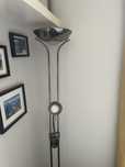 Oddam lampe stojaca