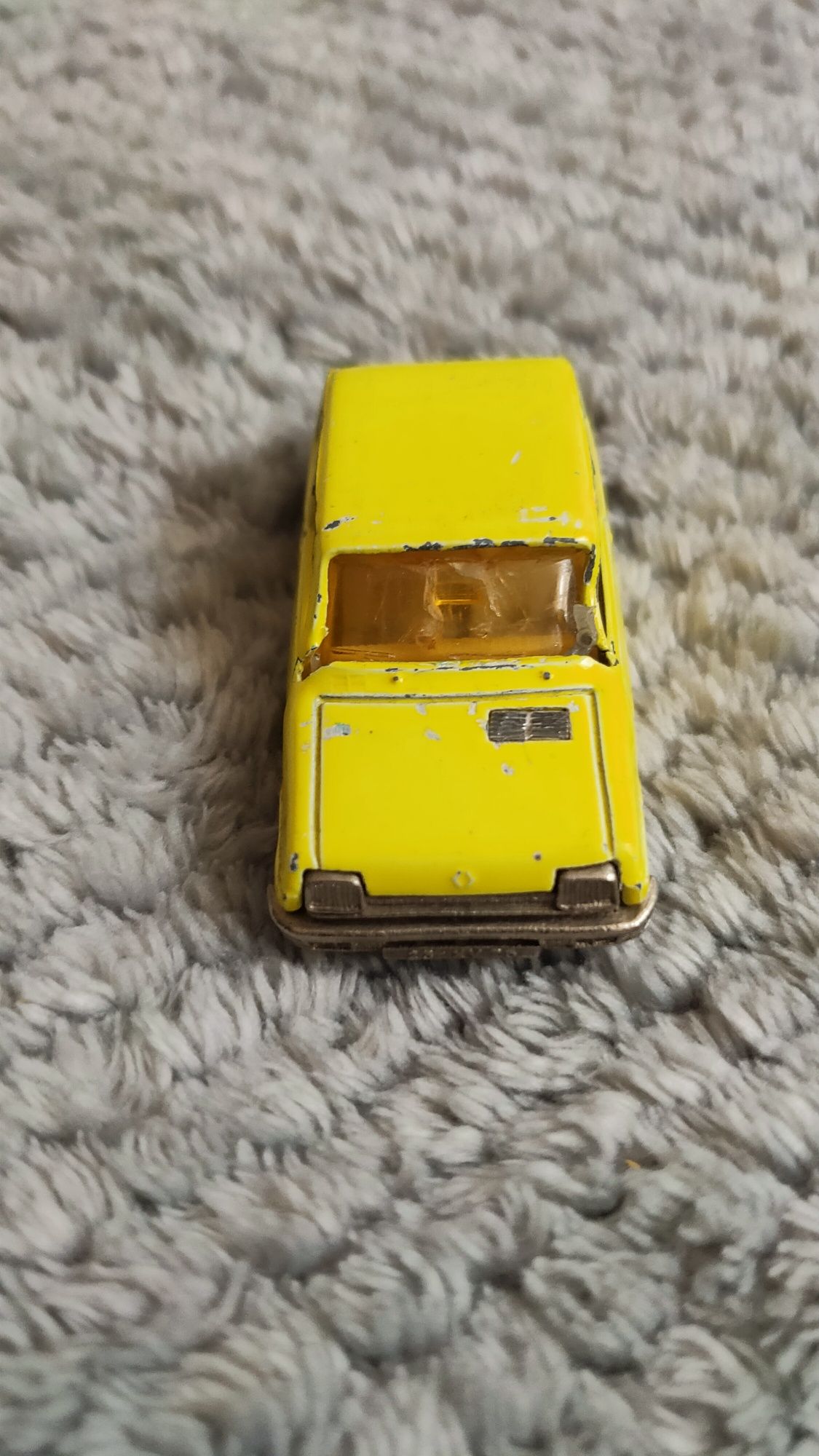 Auto resorówka Majorette Renault 257