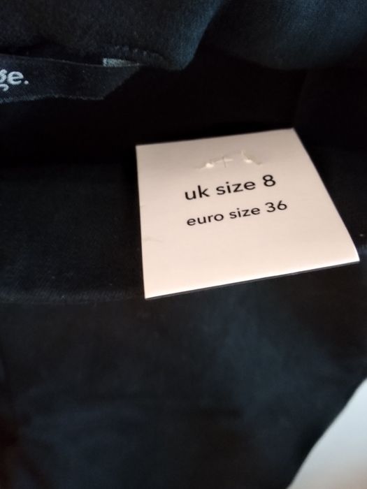 TSpodnie damskie jegginsy r. S nowe