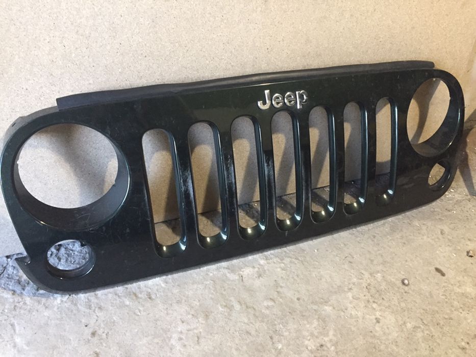 Jeep Wrangler решітка