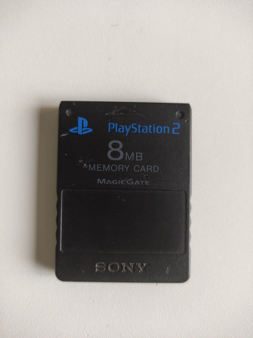 Jogos PS2 e cartão de memória