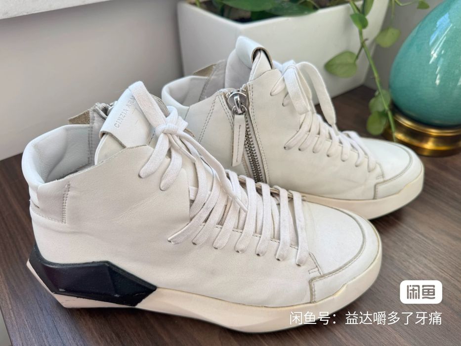 Cinzia araia mdma opium double zip