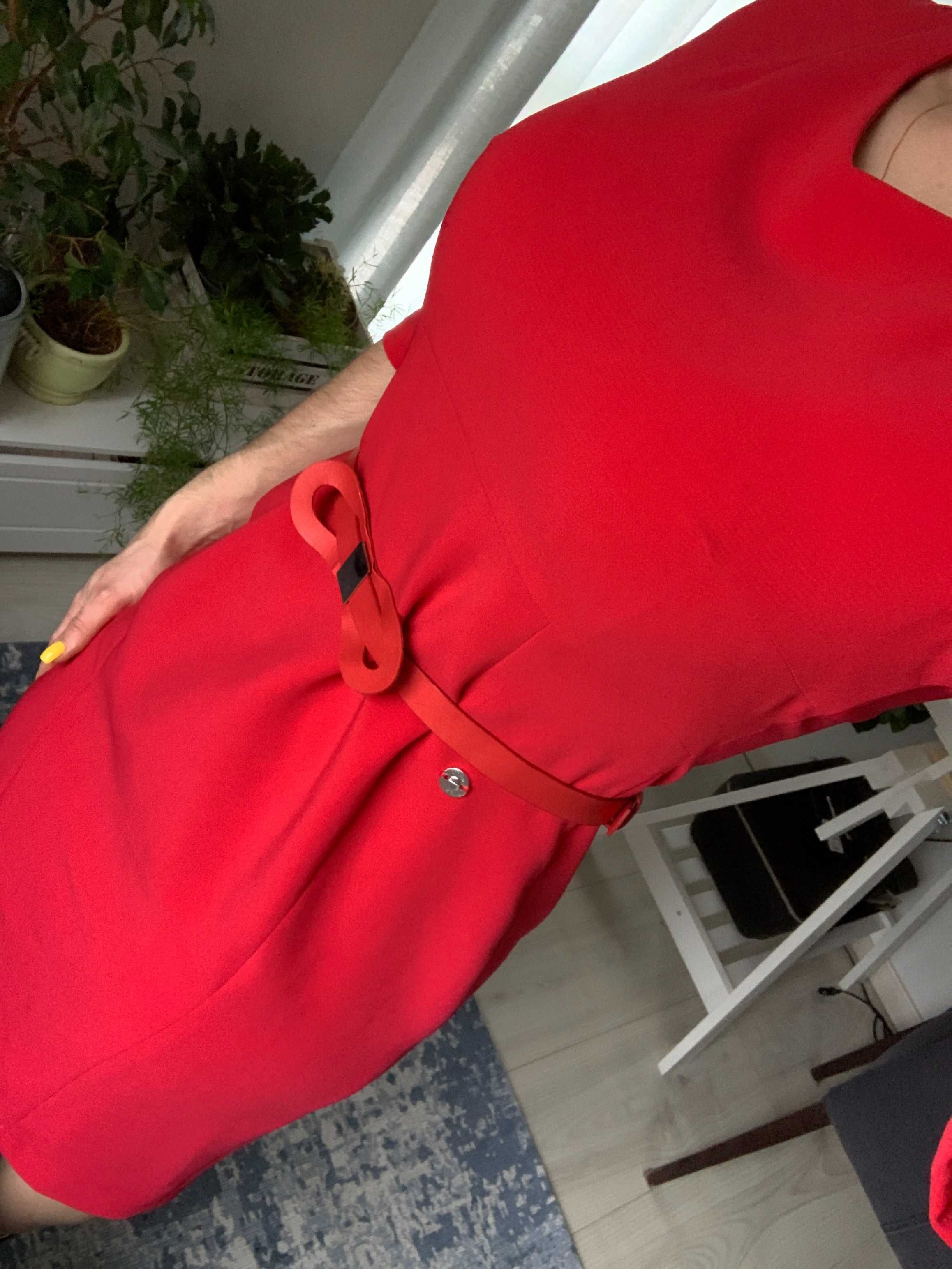 Elegancka sukienka Pretty One