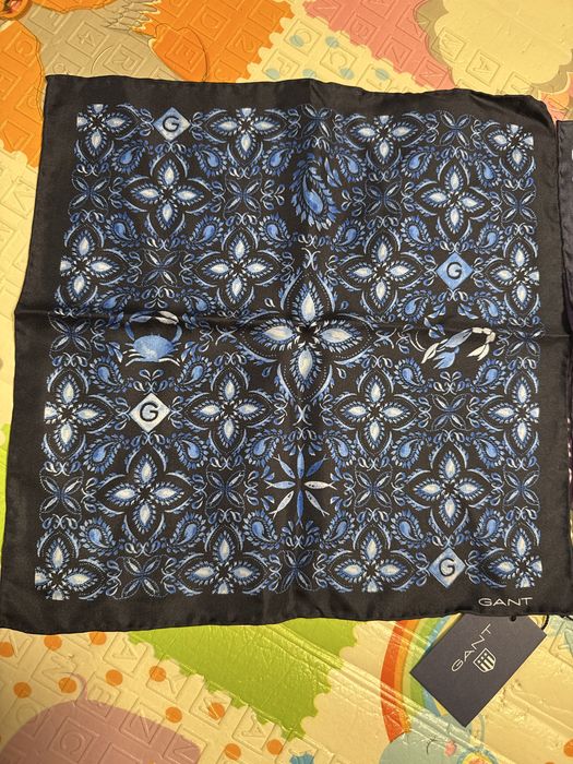 Хустка шовкова Gant