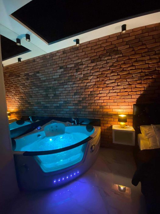 Apartament z jacuzzi "Julia"