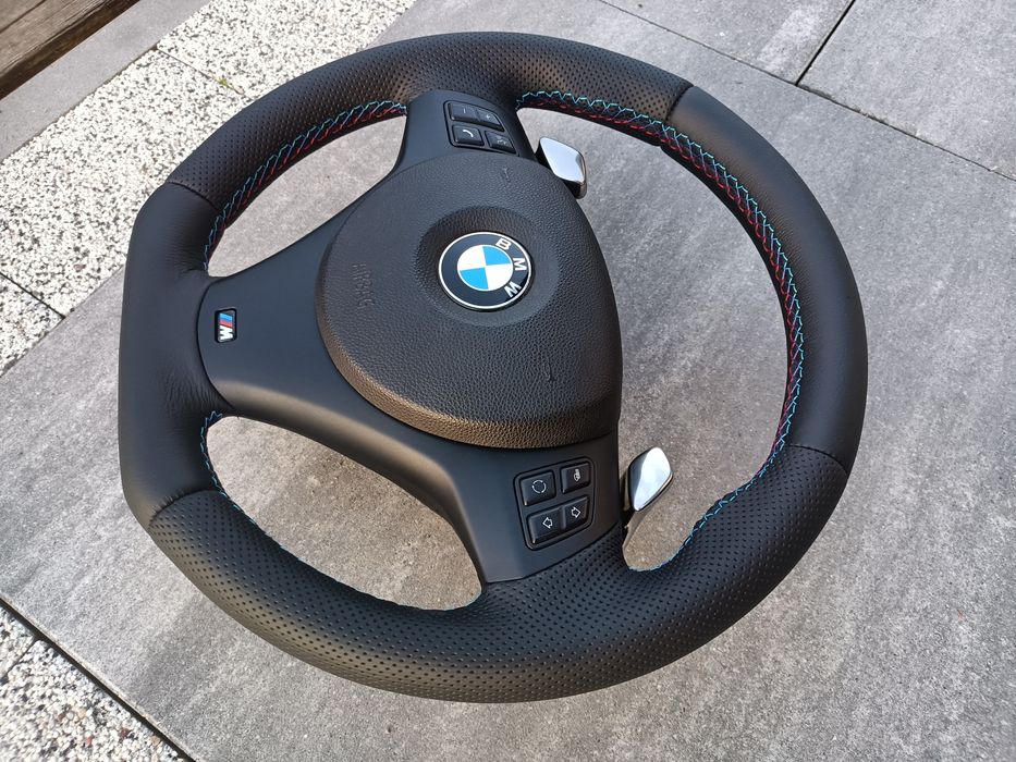 Kierownica Mpakiet z łopatkami BMW E90 E91 E92 E93 E81 E87 E88 E82 X1