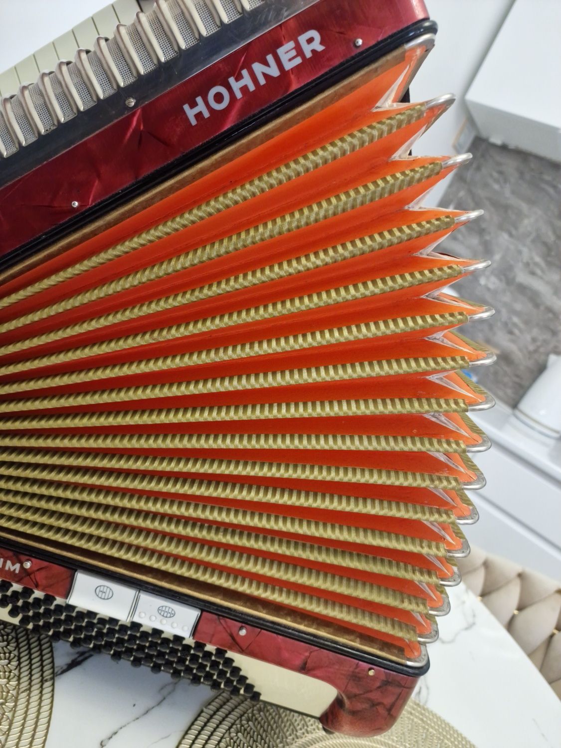 Akordeon hohner arietta 72/80 bas