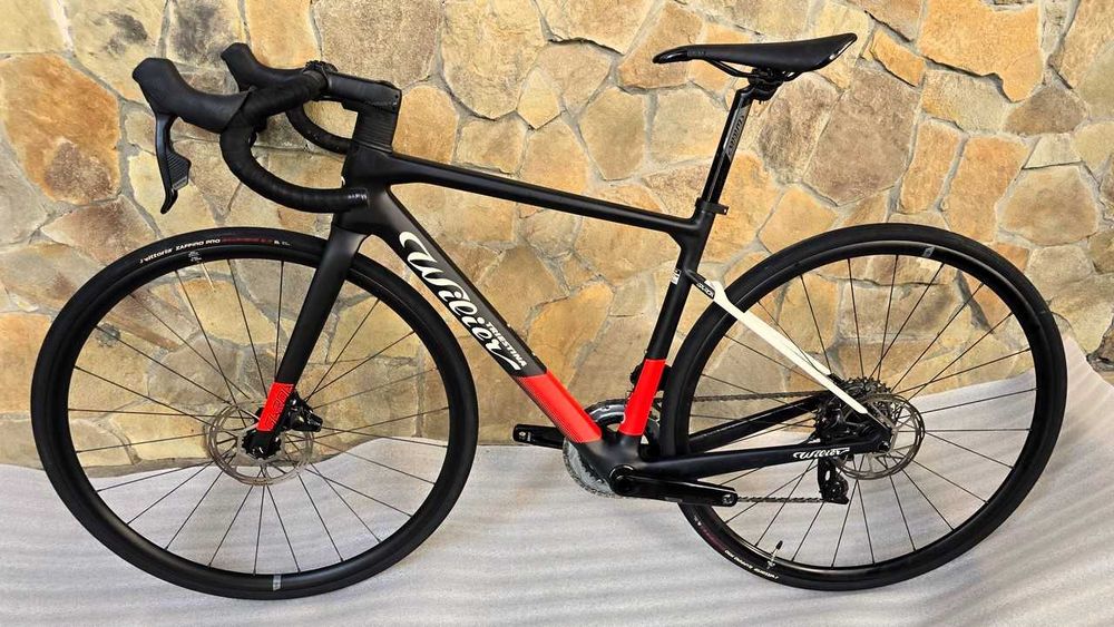 Карбоновий шосейний велосипед Wilier Garda Sram Rival eTap AXS