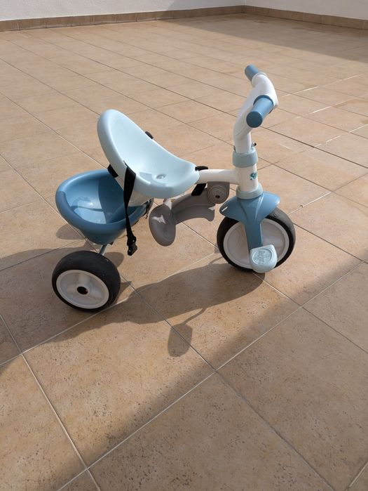Triciclo smoby como novo