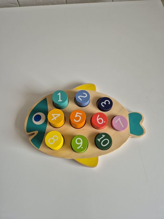 Drewniana układanka edukacyjna cyfry