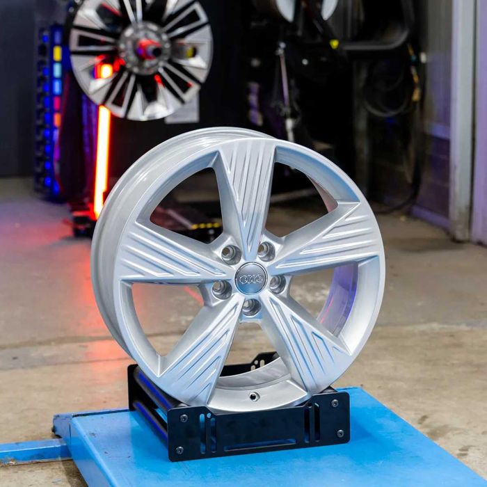 NOWE ORYGINALNE Felgi Audi 19" - A4 A6 A8 Q3 Q4 E-Tron