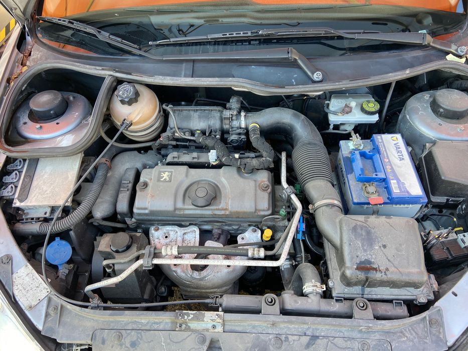 Peugeot 206 em bom estado
