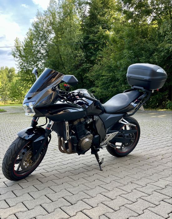 Kawasaki Z750S + Kufer Givi + wydech Takkoni