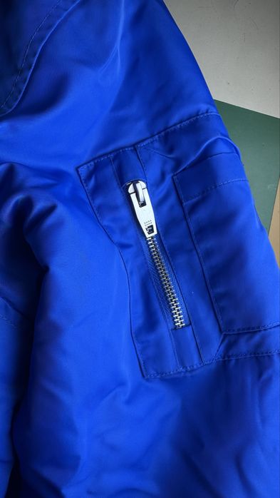 Бомбер Zara, розмір М