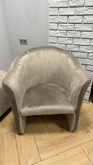 Кресло диван бежевое срочно