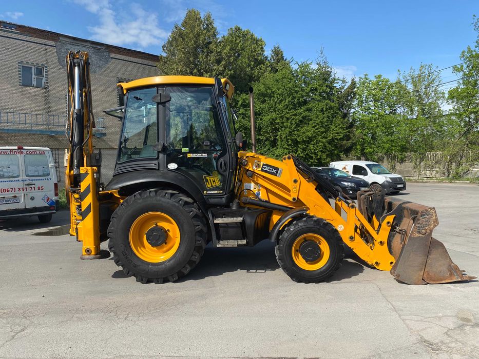 продам экскаватор погрузчик JCB 3 CX