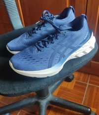 Sapatilhas ASICS Novablast 2