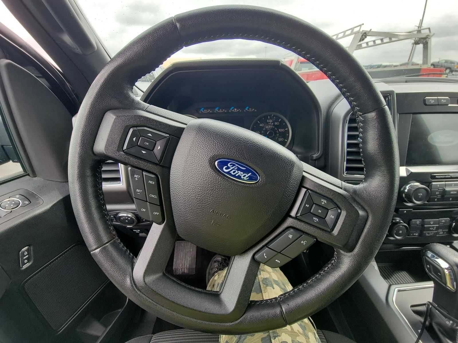 2017 Ford F-150 XLT Crew Cab Short Bed