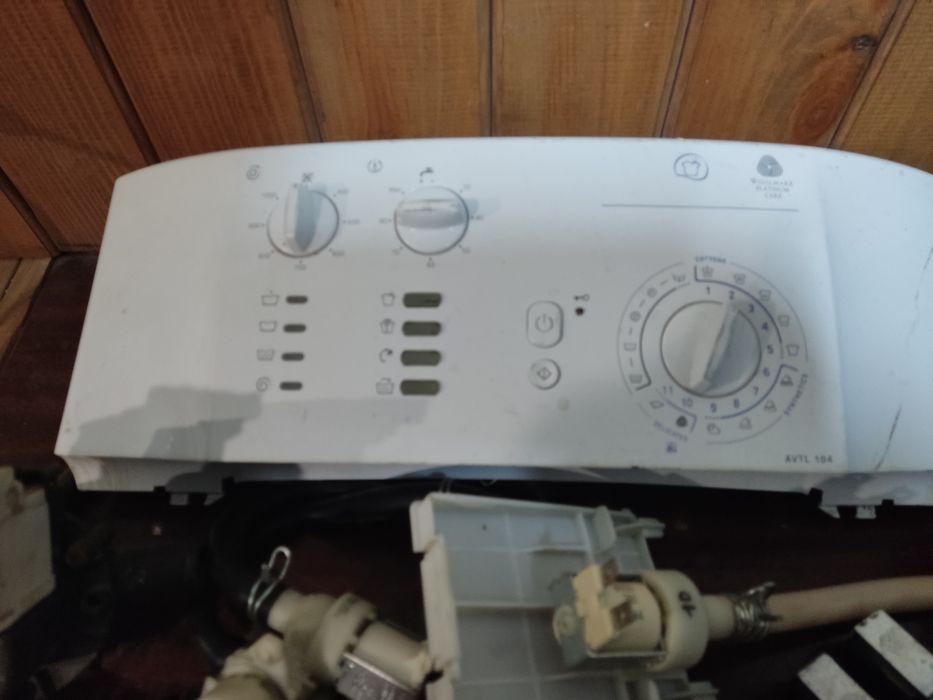 Клапан заливу води пральної машини