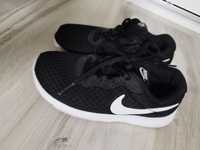 Buty nike r. 30. 19cm. Adidasy