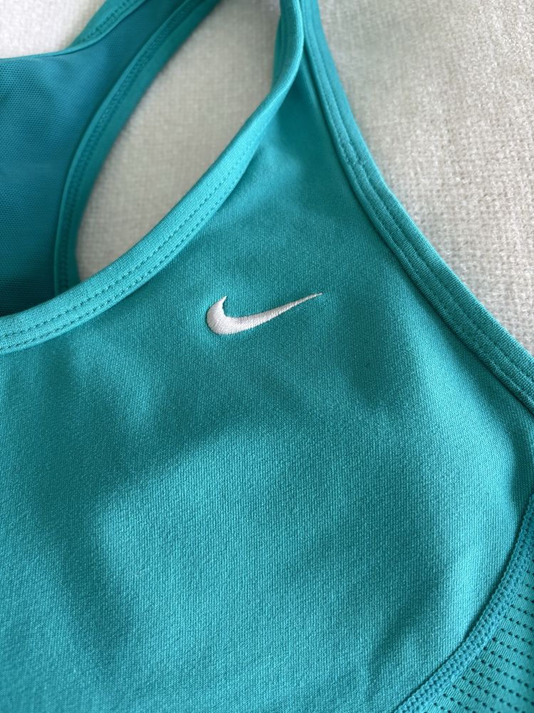 Turkusowa koszulka top sportowy nike