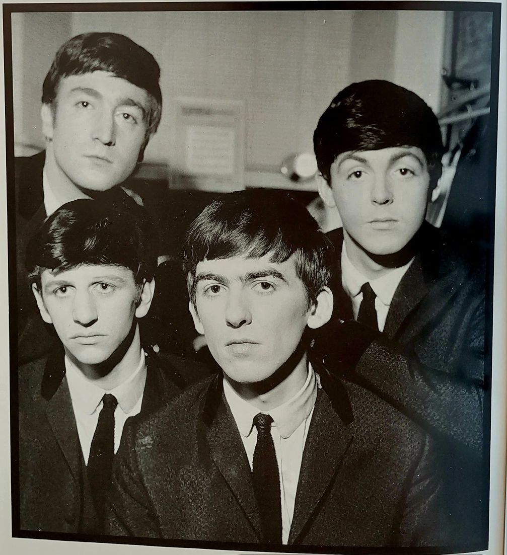 The BEATLES Chronicle