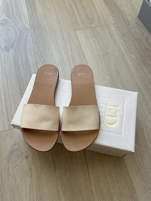 Шльопанці,Босоніжки,шльопки шкіряні