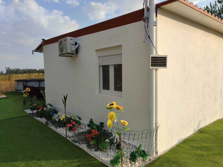 Arrendo quinta com casa remodelada no campo perto de Almeirim