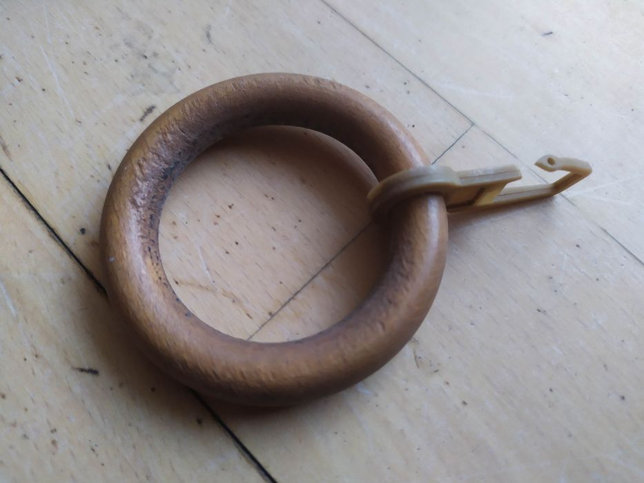 Drewniane kółeczka do karniszy