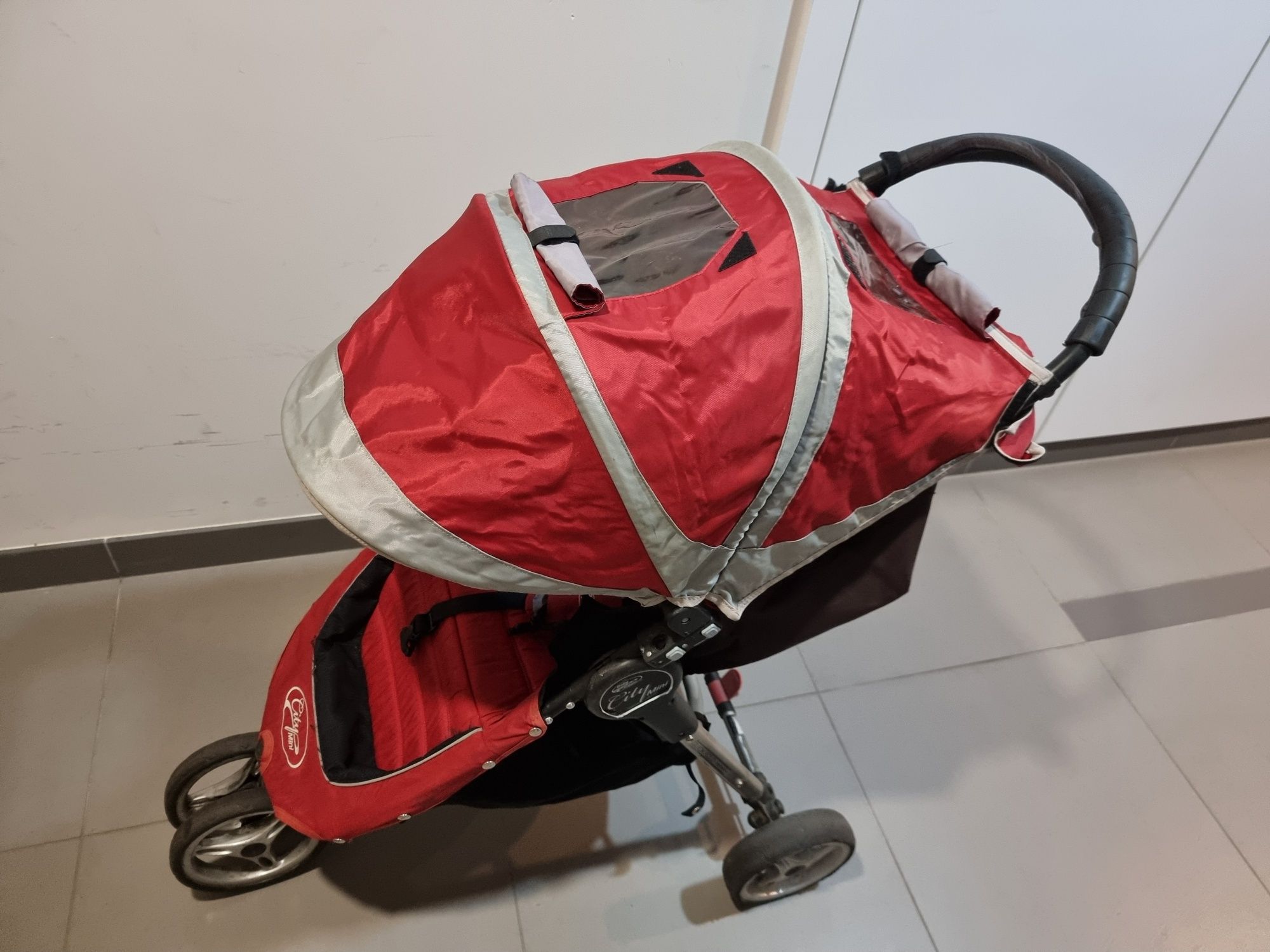 Wózek spacerówka City Mini Baby Jogger.