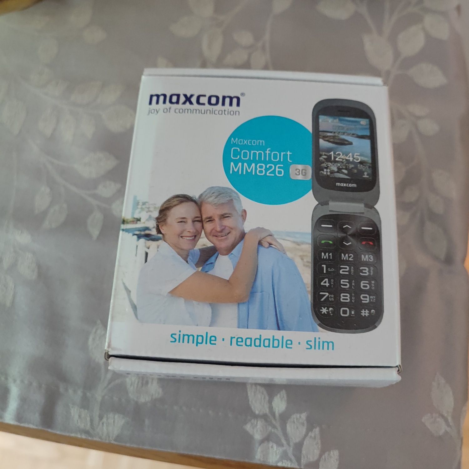 Telefon stare i jeden nowszy