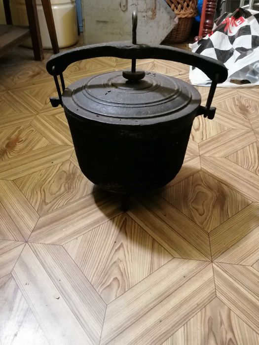 Kociołek garnek żeliwny do prażonek