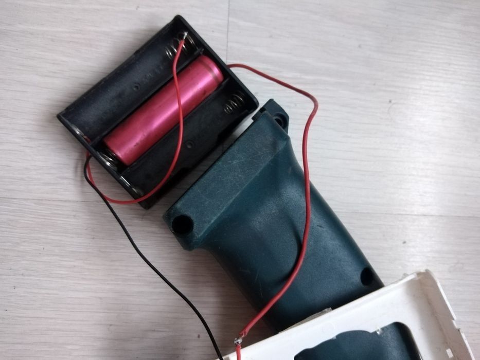 Шуруповерт дрель BOSCH GBM 9,6 VES  швидкості 2 професійний Синій