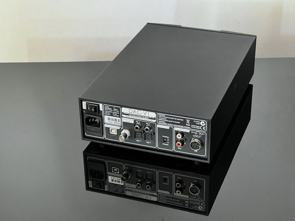 DAC Naim DAC-V1 com caixa