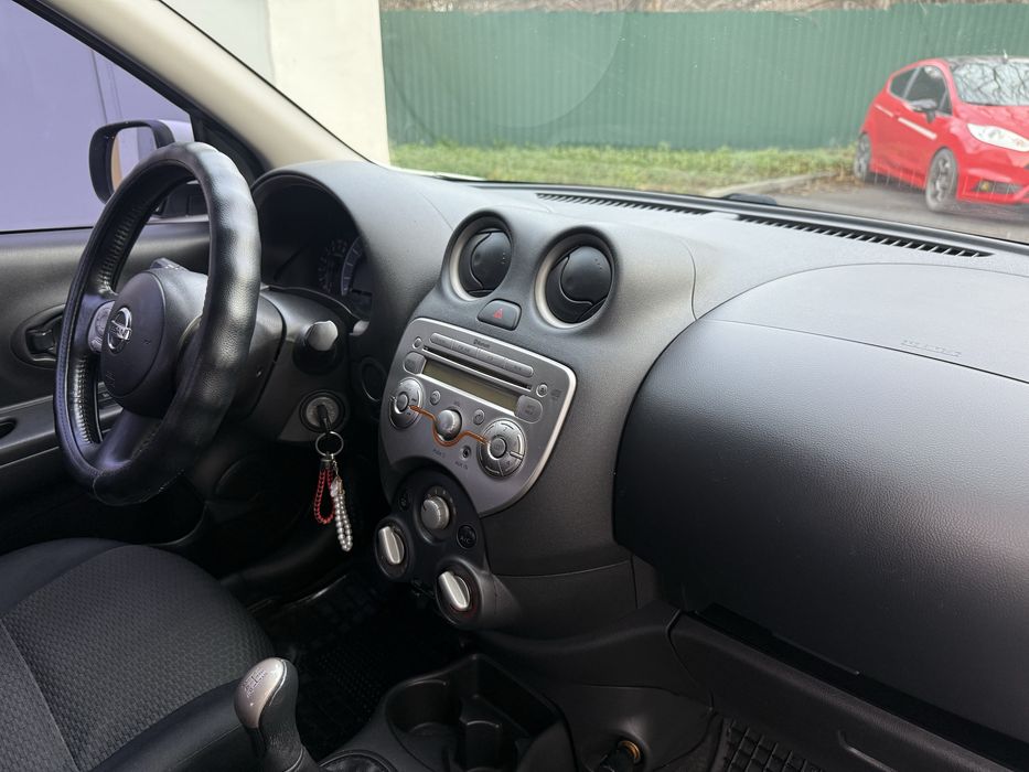 Продам Nissan Micra в хорошем состоянии.