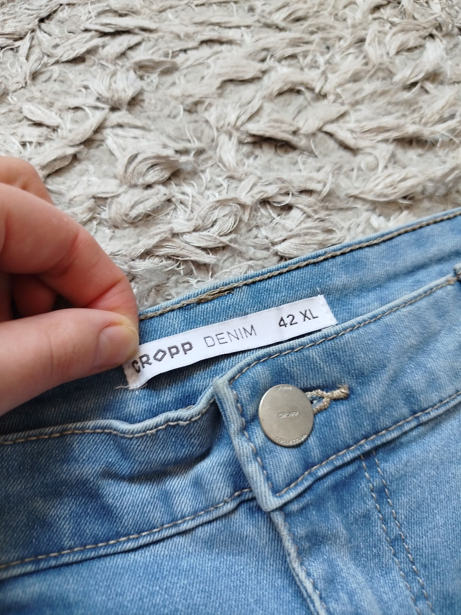 Jeansy jasne Cropp nowe bez metki