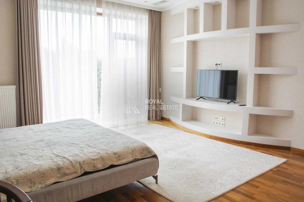 Аренда дома 327м2 КГ Солнечная Долина Романков 11 соток бассейн