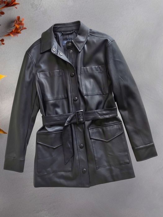 Чорна шкіряна куртка сорочка з поясом