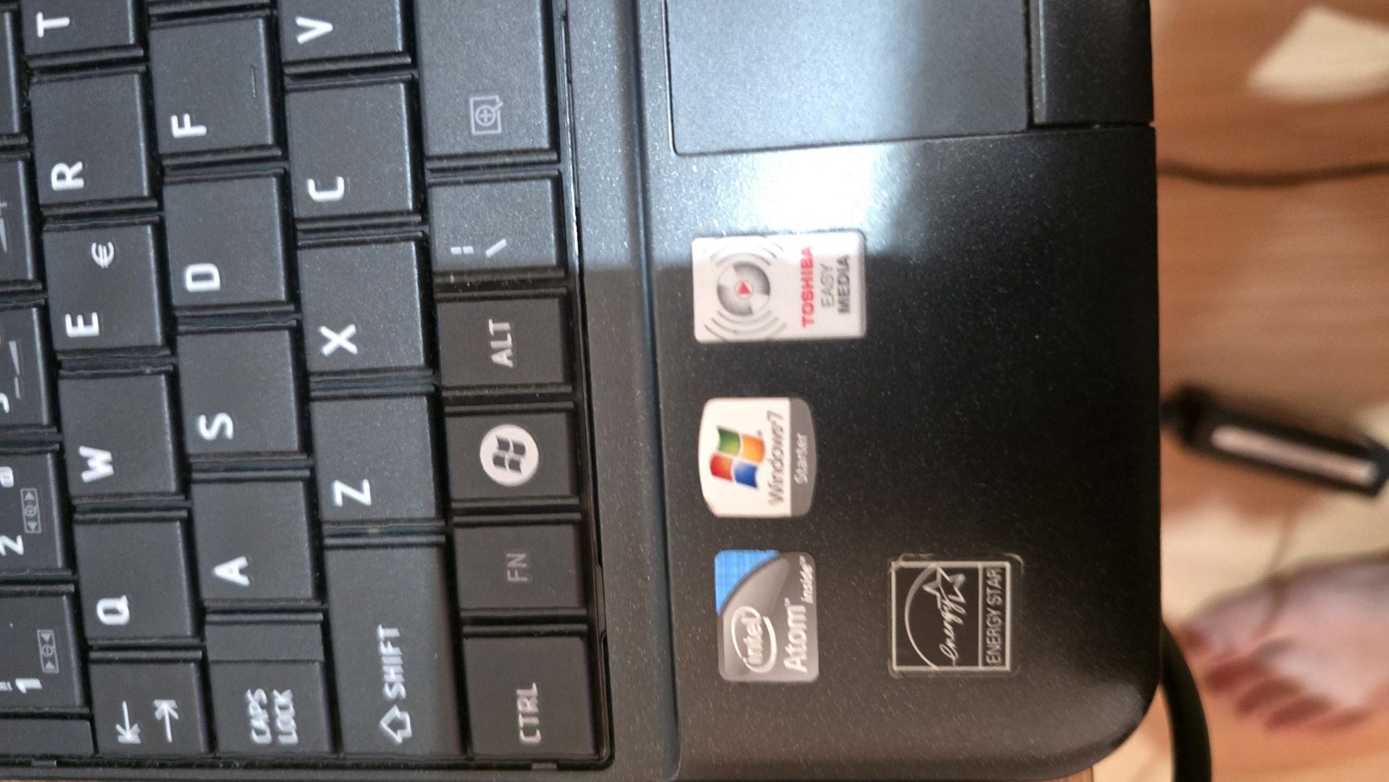 Vendo Toshiba nb200 em excelente estado
