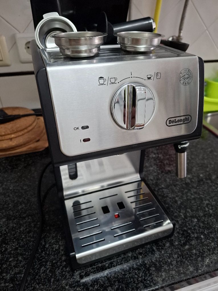 Máquina  de café  Delonghi