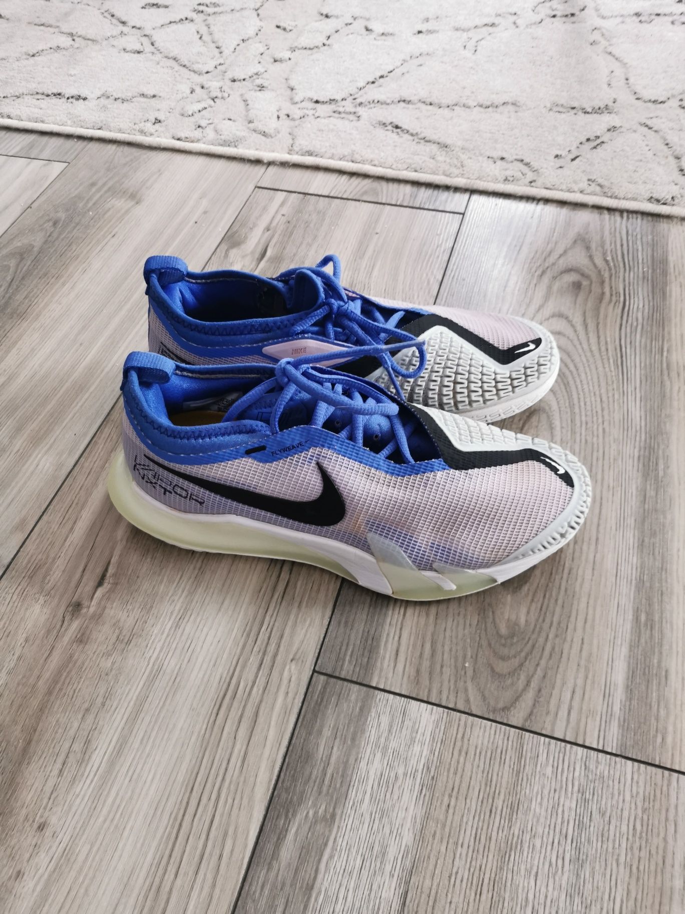 Nike buty do tenisa ziemnego Nike React Vapor NXT HC