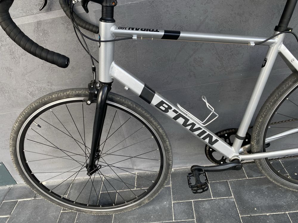 TRIBAN 100 rozmiar L gravel