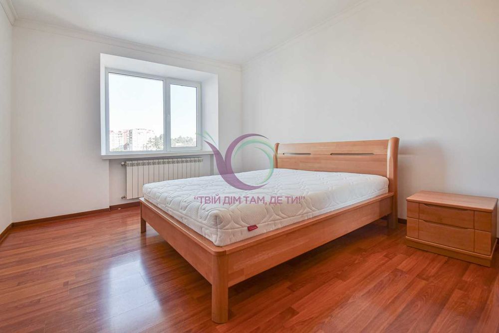 Оренда 3-к. квартири на вул. Тиха 6