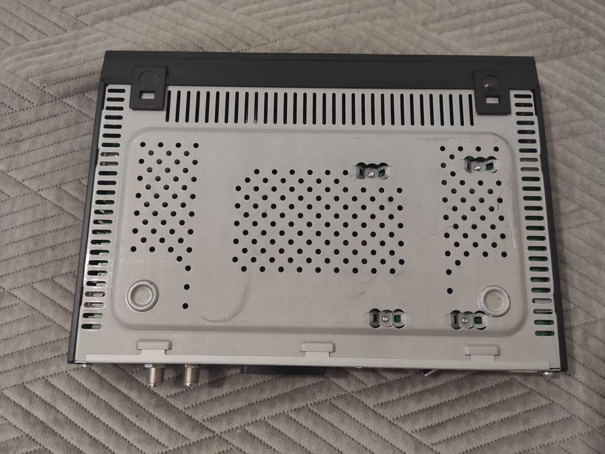 Cyfrowy dekoder satelitarny PVR HD 7000 Cyfrowy Polsat