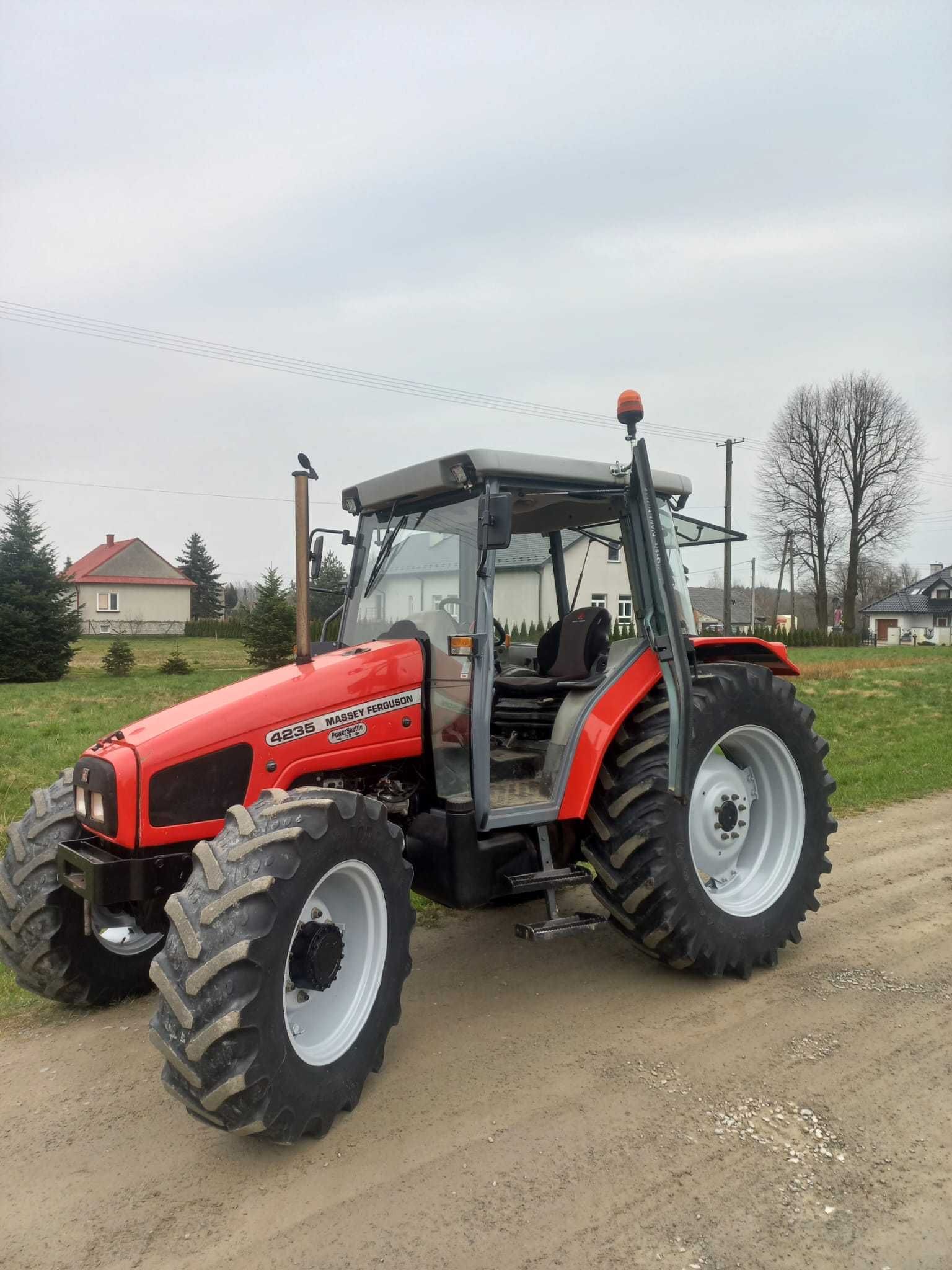 Massey Ferguson 4245.4235 .MF .
 mechaniczny