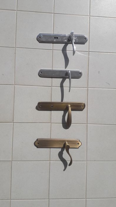 Puxadores porta marca TUPAI