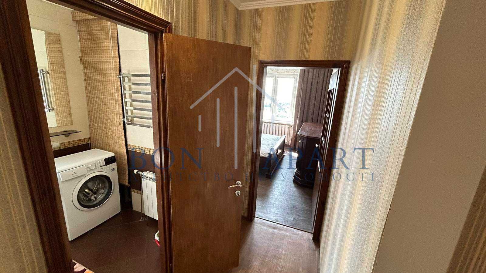 БЕЗ КОМІСІЇ! Продам з усім 2к квартиру по пр. Європейського Союзу 19А