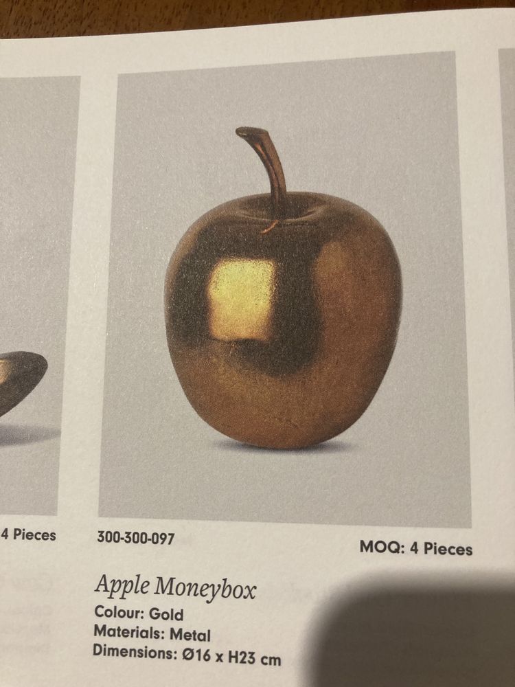 Apple moneybox. Skarbonka jabłko  gruszka banan metal. Pols Potten